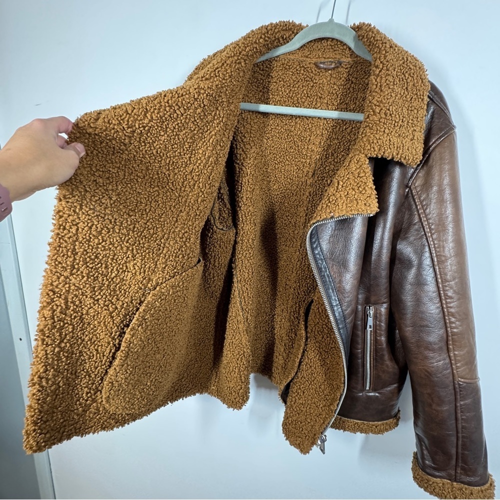Zara Brown Faux Leather Shearling Jacket Size XL Aviator Biker Cozy Core - Picture 4 of 14